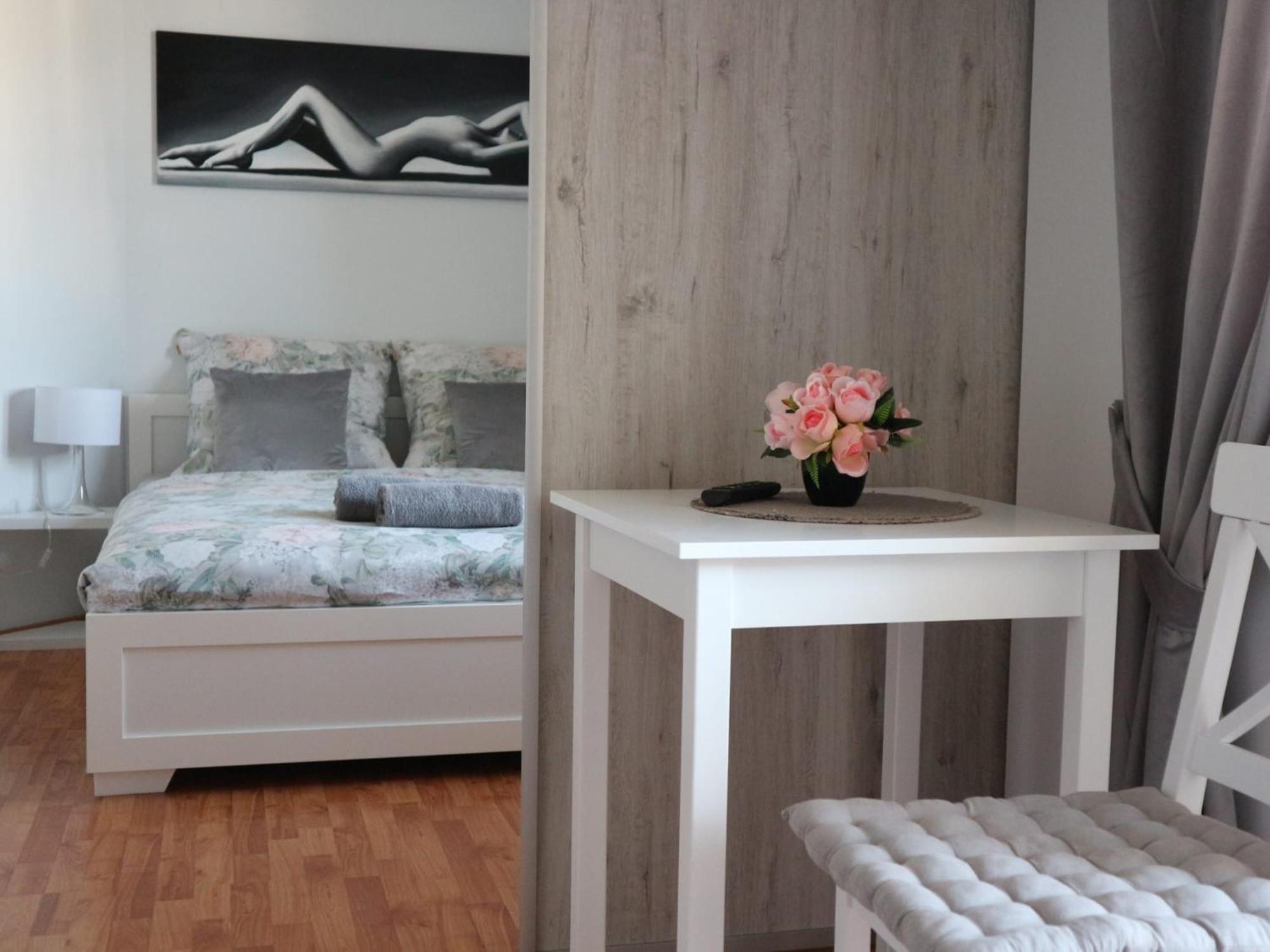 Apartamenty Nad Jeziorkiem Варшава Екстер'єр фото